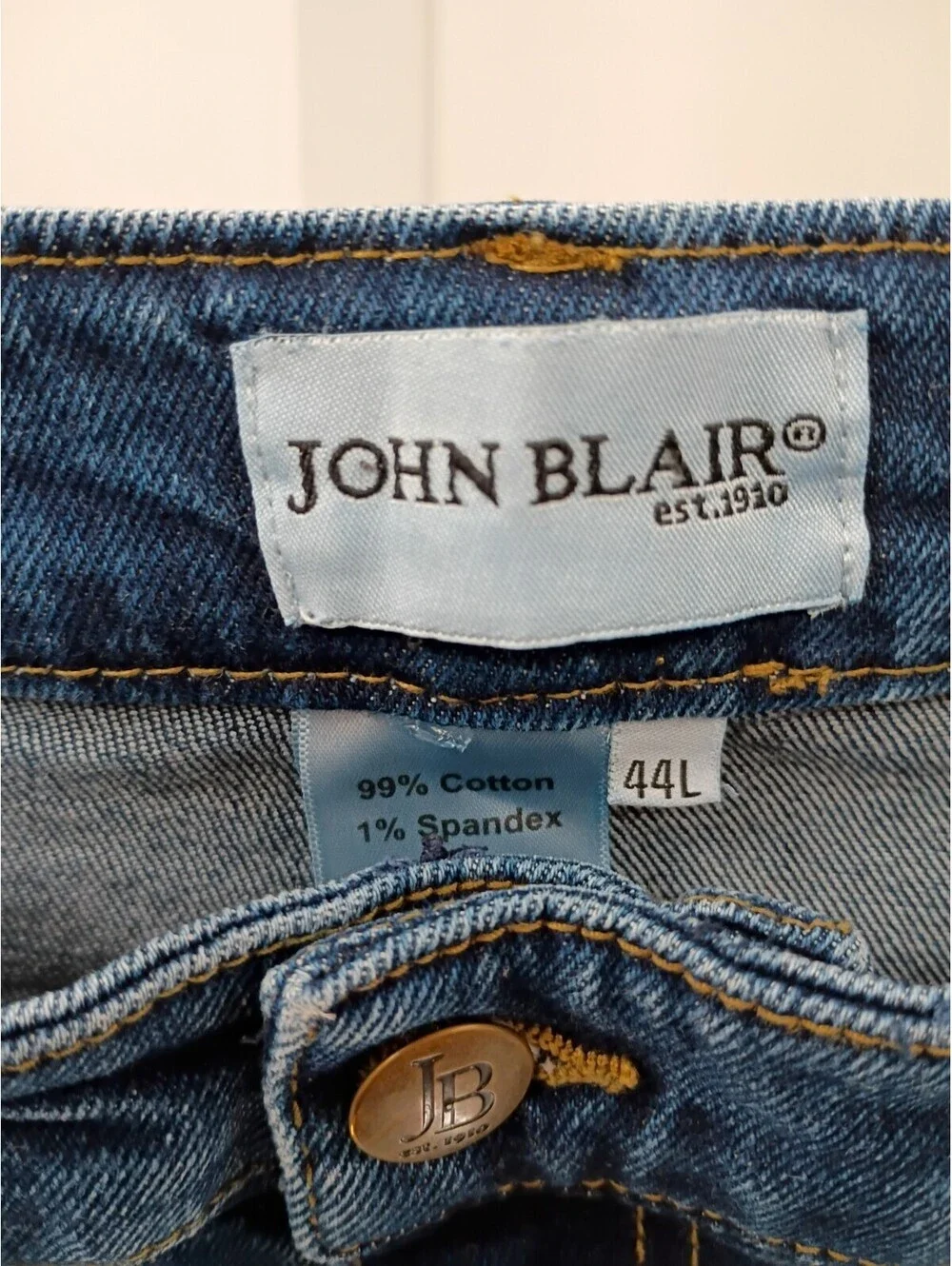 John Blair Jeans Mens 44x34 Blue Denim Straight Leg Adjustable Waist Med Wash